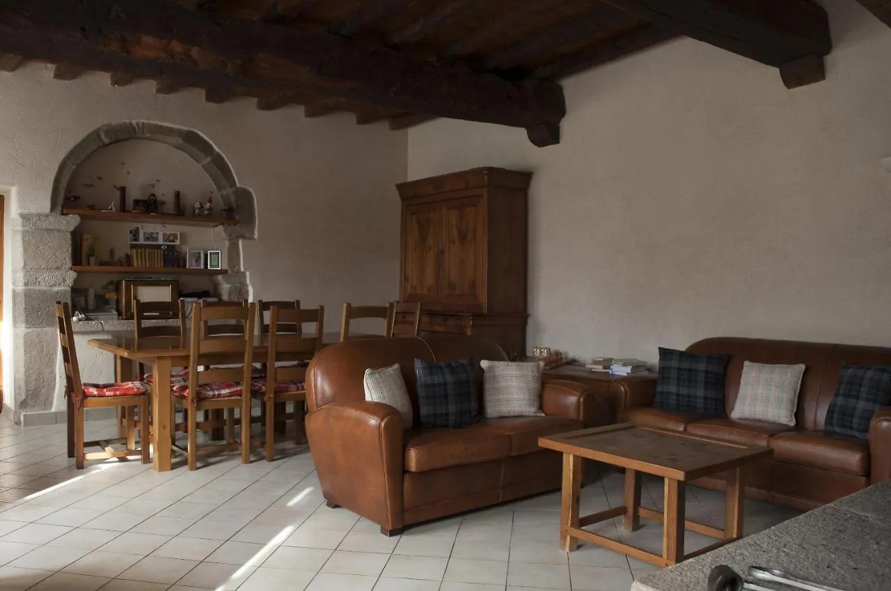 Bed and Breakfast Ty Daou Gwez Irodouer Nocleg ze śniadaniem
