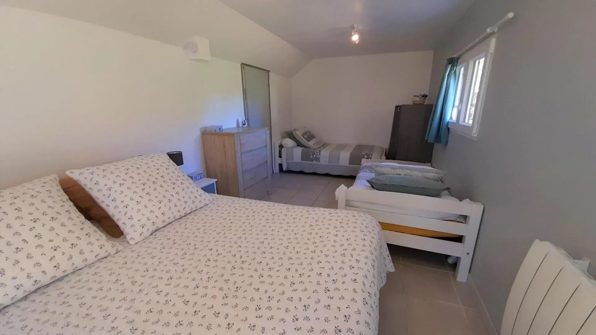 Bed and Breakfast Ty Daou Gwez Irodouer 0*,  Francja