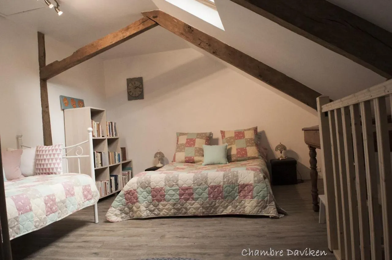 Ty Daou Gwez Bed & Breakfast Irodouer