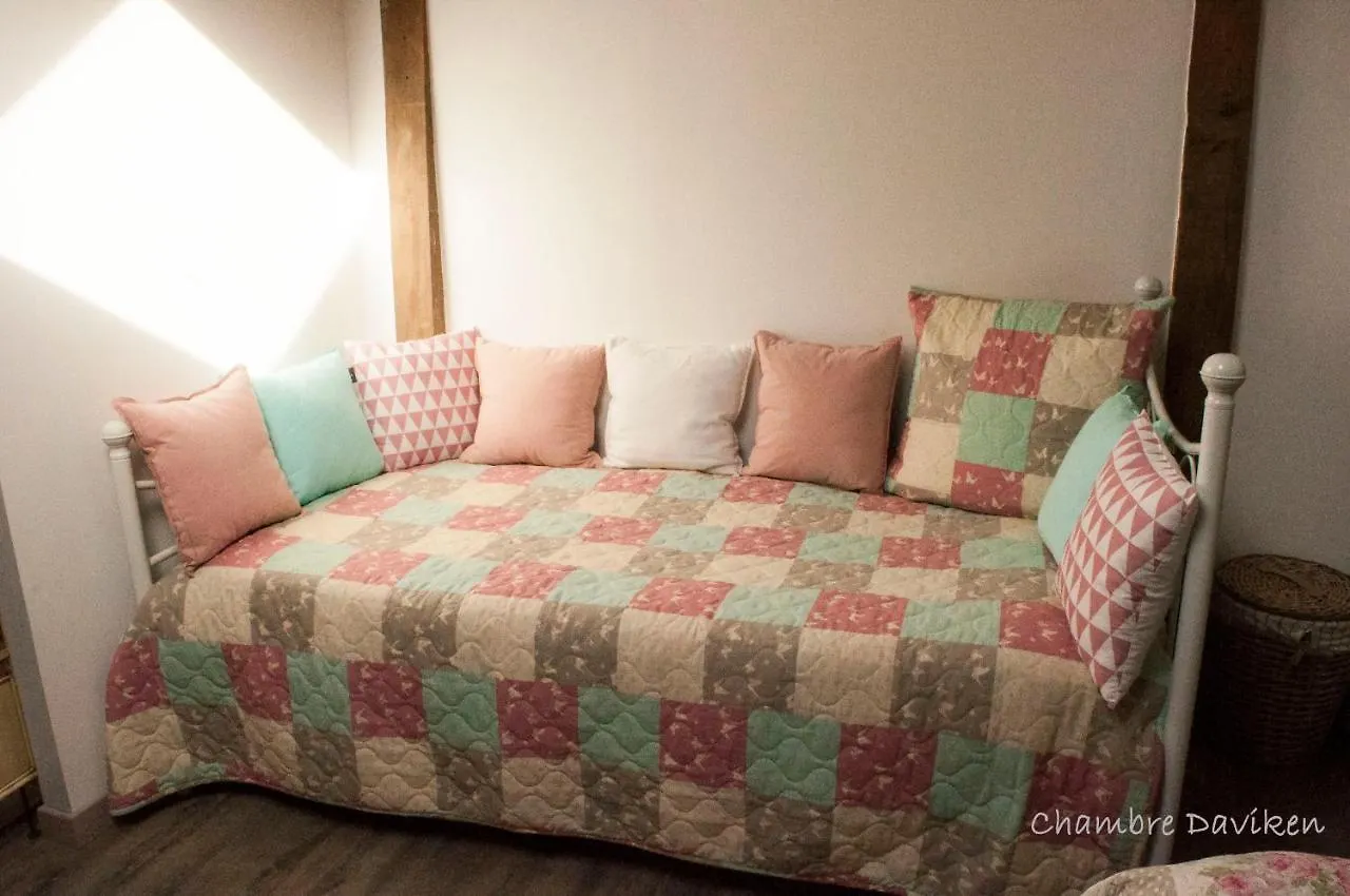 Ty Daou Gwez Bed & Breakfast Irodouer